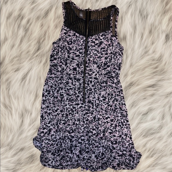 5/$25🖤Dress - Picture 3 of 4